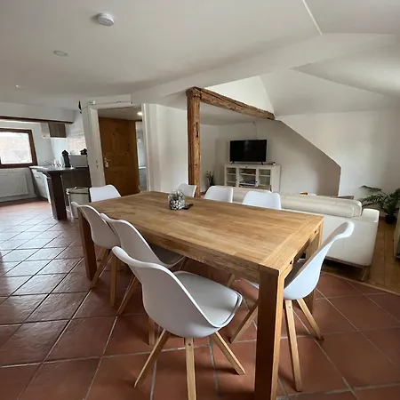 Am Schloss Apartment *